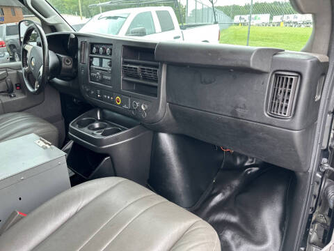 2017 Chevrolet Express 2500