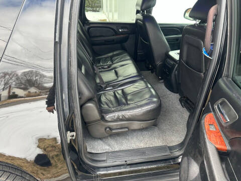 2011 Chevrolet Suburban LT