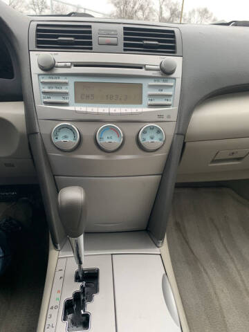 2009 Toyota Camry LE