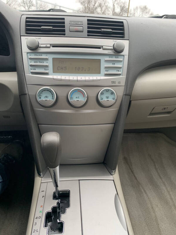 2009 Toyota Camry LE