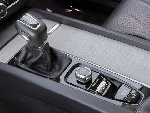 2021 Volvo XC60 T5 Inscription