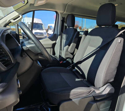 2022 Ford Transit 350 XLT