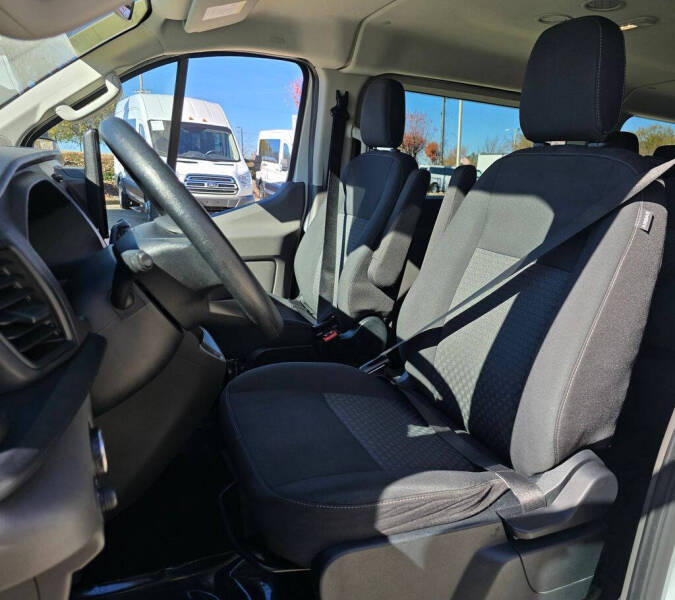 2022 Ford Transit 350 XLT