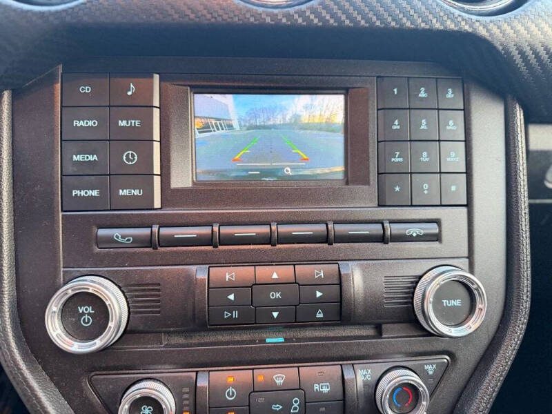 2016 Ford Mustang V6