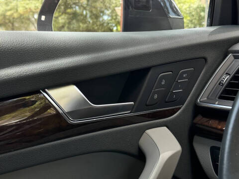 2019 Audi Q5 quattro Premium Plus 45 TFSI