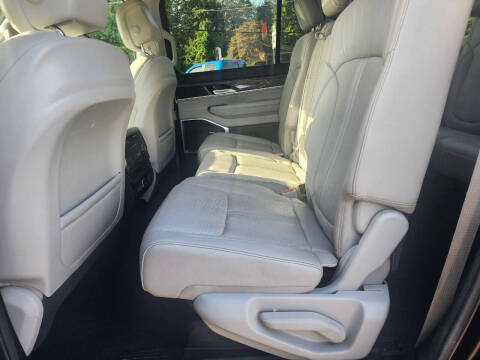 2022 Jeep Wagoneer Series II