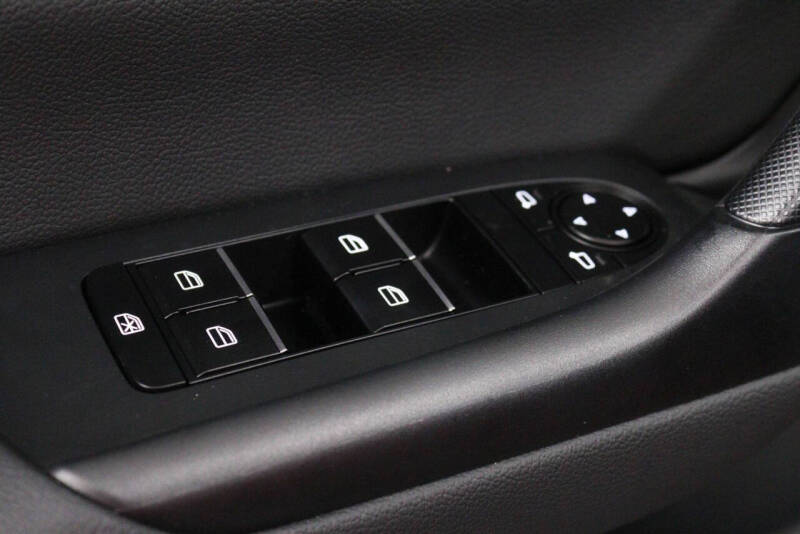 2025 Mazda CX-50 Hybrid Premium