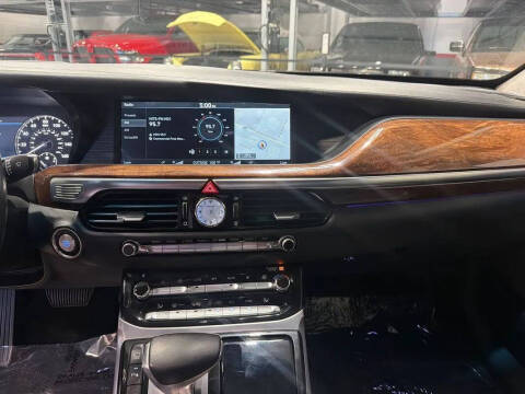 2019 Genesis G90