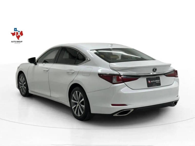 2019 Lexus ES 350
