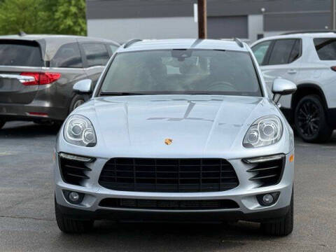 2017 Porsche Macan