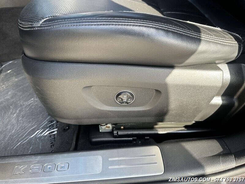 2015 Kia K900 Luxury