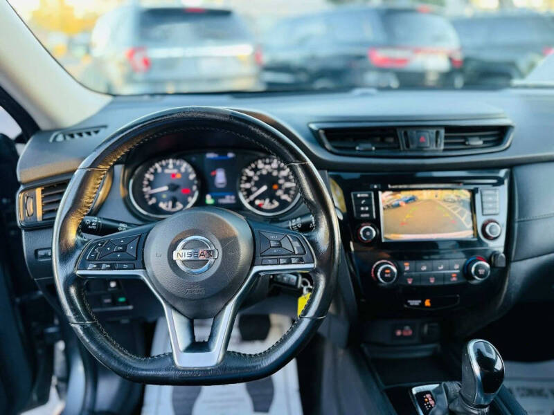 2019 Nissan Rogue S