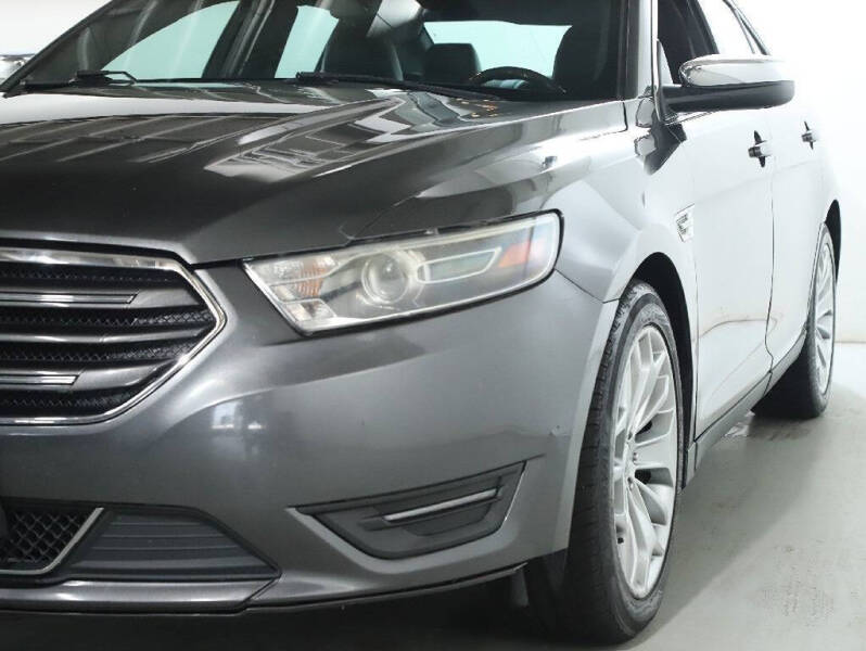2016 Ford Taurus Limited