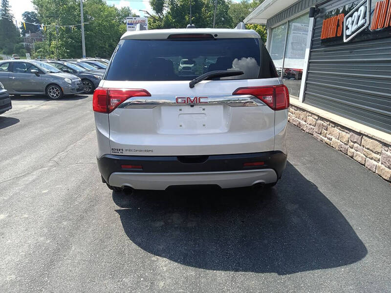 2017 GMC Acadia SLE-2