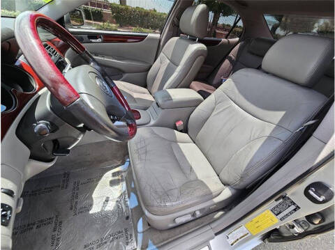 2004 Lexus ES 330