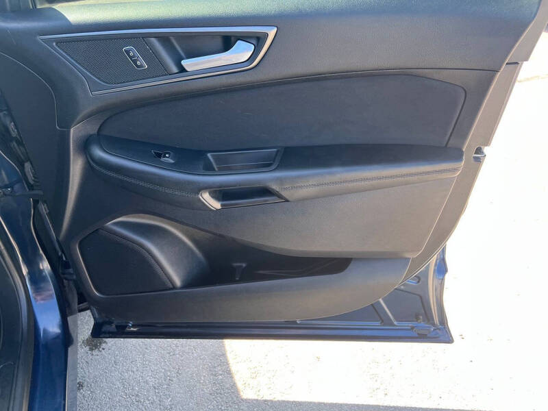 2017 Ford Edge SE