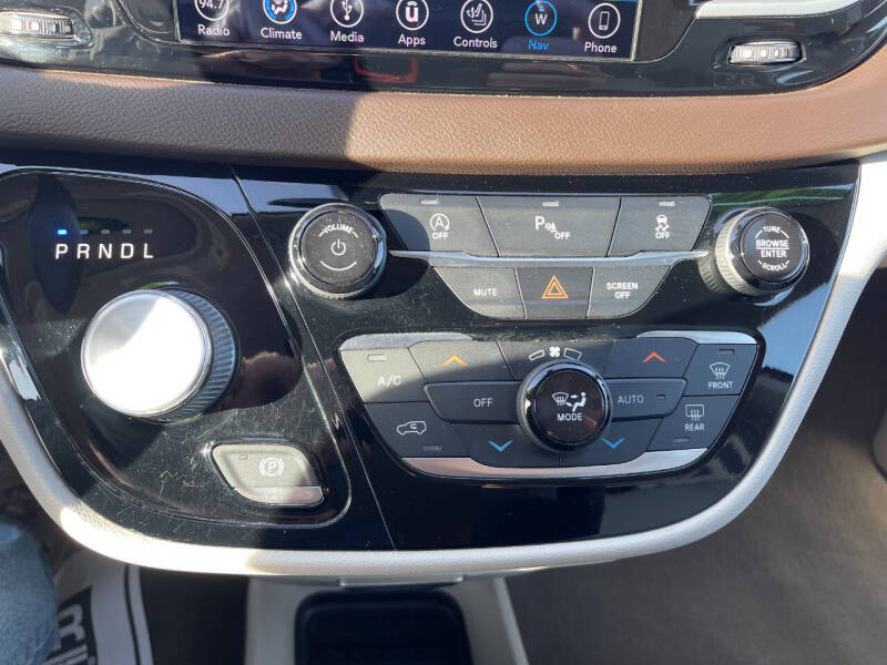 2019 Chrysler Pacifica Touring L