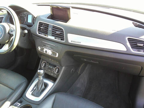 2016 Audi Q3 2.0T quattro Premium Plus