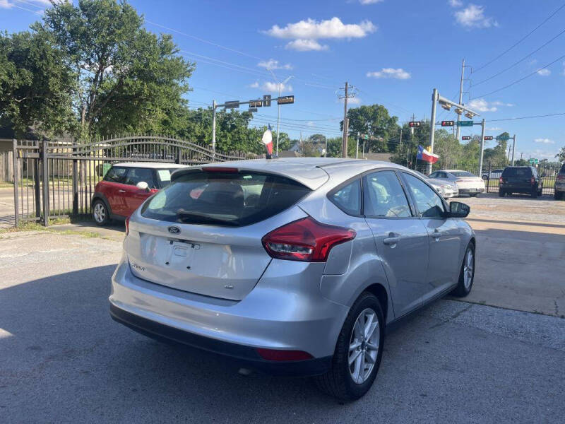 2017 Ford Focus SE