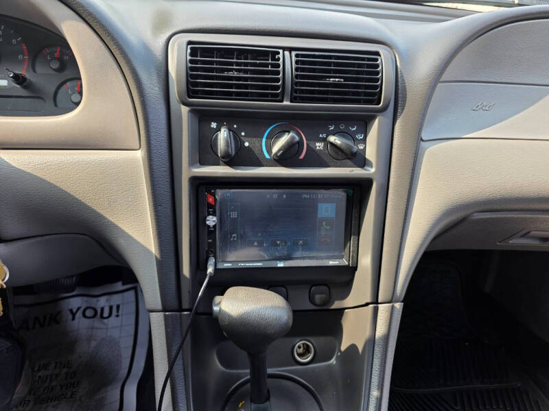2003 Ford Mustang Premium