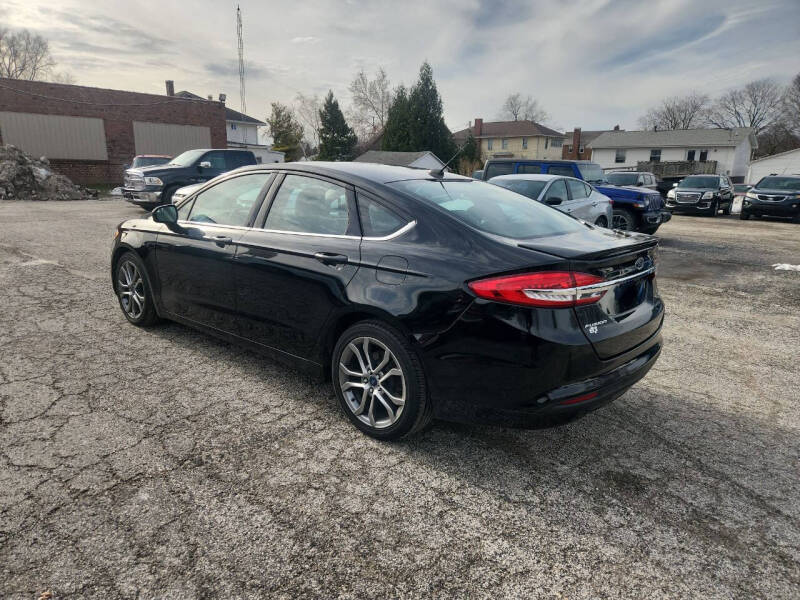 2017 Ford Fusion SE