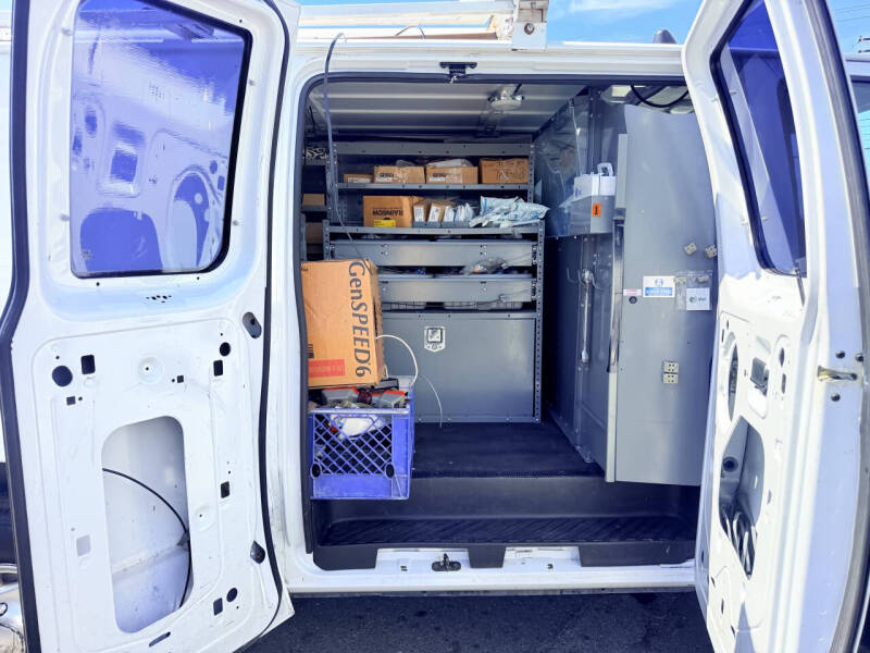 2010 Ford E-Series E-250