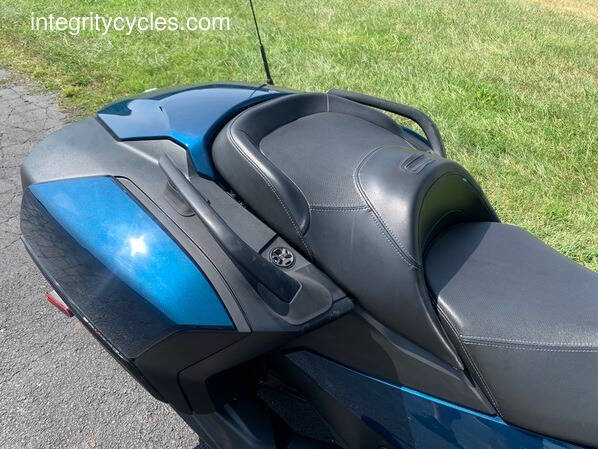 2021 Can-Am Spyder® RT SE6