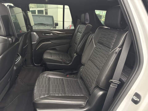 2023 Cadillac Escalade Sport Platinum