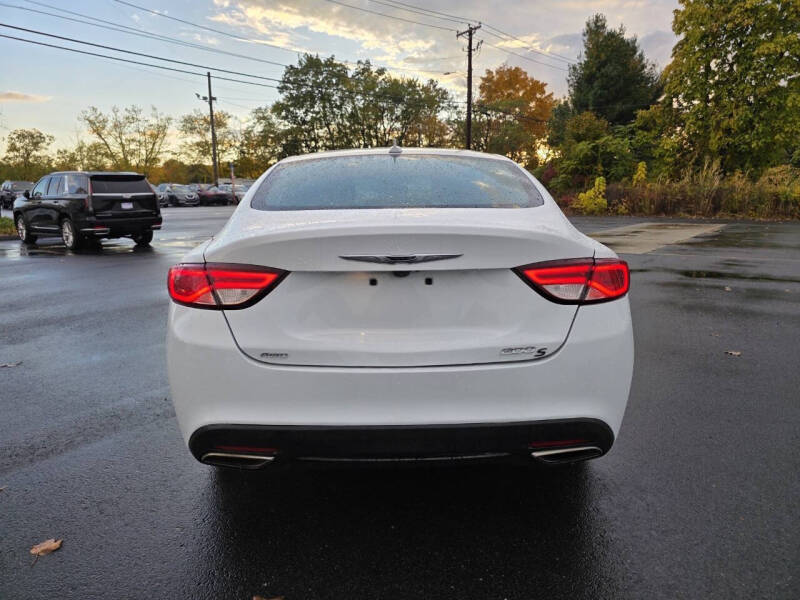 2015 Chrysler 200 S