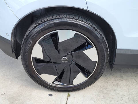 2025 Volvo EX30 Twin Ultra