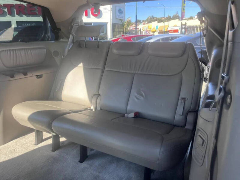 2005 Toyota Sienna XLE Limited 7 Passenger