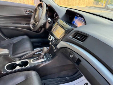 2016 Acura ILX w/Premium