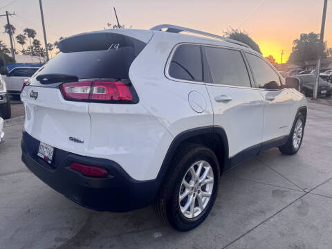 2018 Jeep Cherokee Latitude Plus