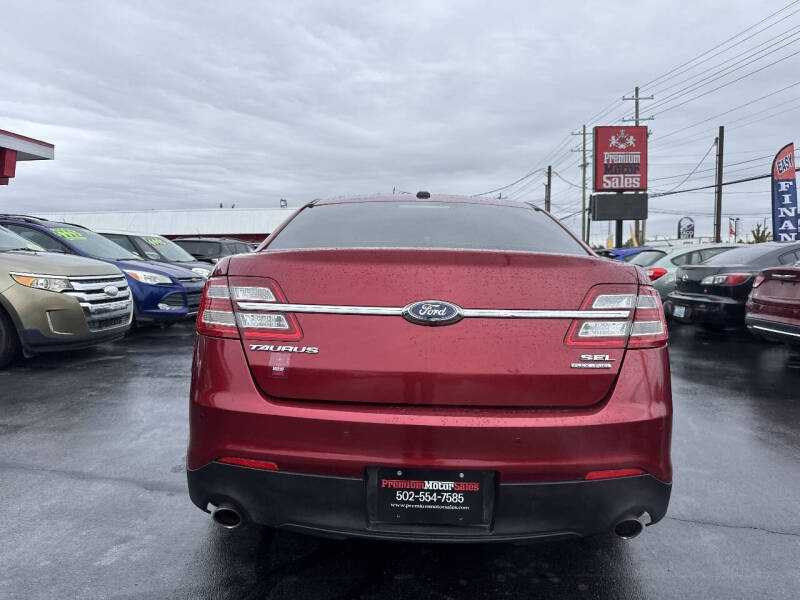 2018 Ford Taurus SEL