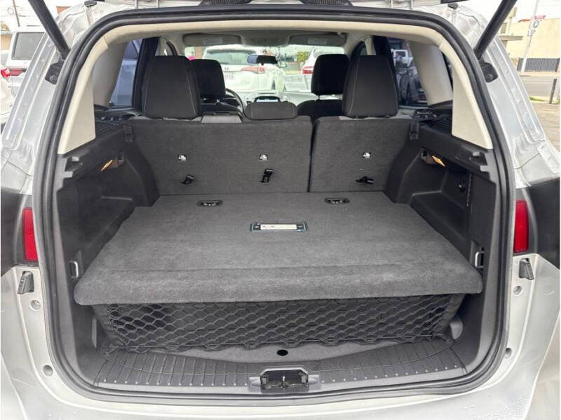 2017 Ford C-MAX Energi SE