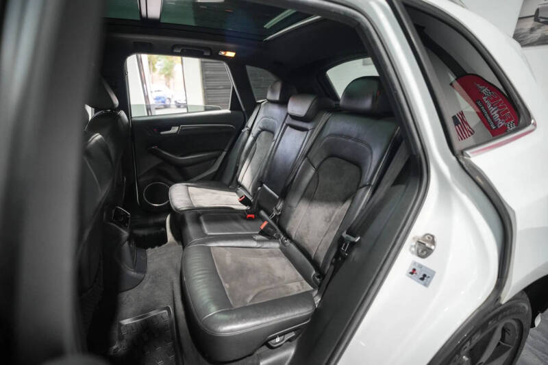 2014 Audi SQ5 3.0T quattro Premium Plus