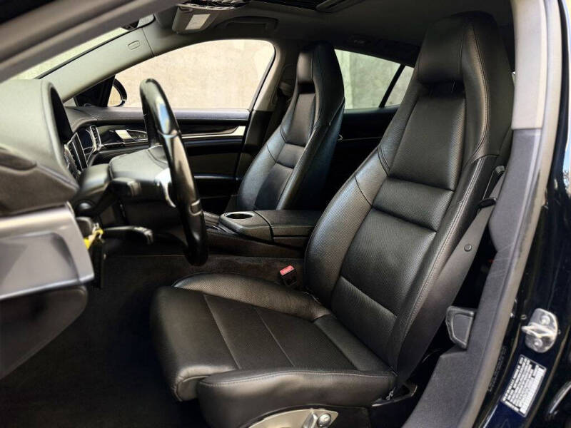 2015 Porsche Panamera