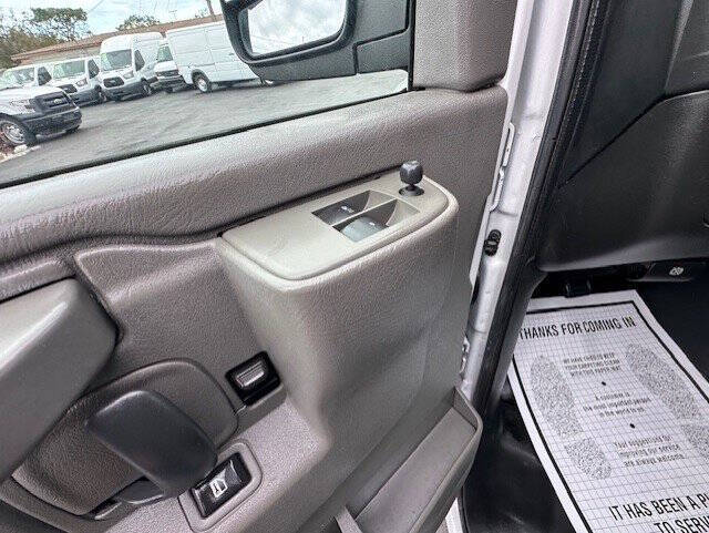 2016 Chevrolet Express 2500