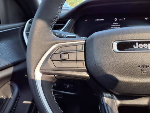 2025 Jeep Grand Cherokee L Laredo X