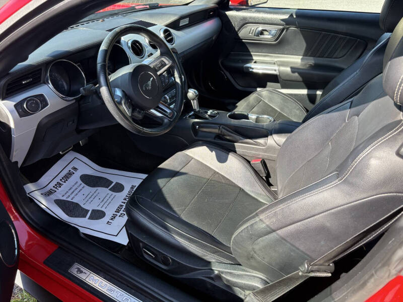 2016 Ford Mustang EcoBoost Premium