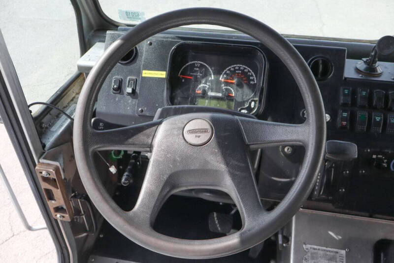 2020 Freightliner MT45 Chassis