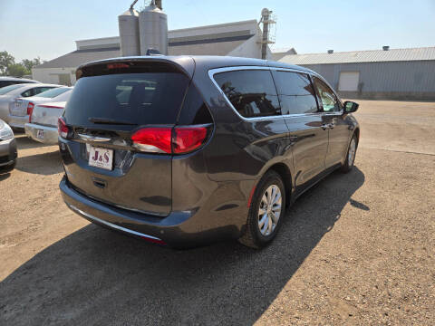 2019 Chrysler Pacifica Touring Plus