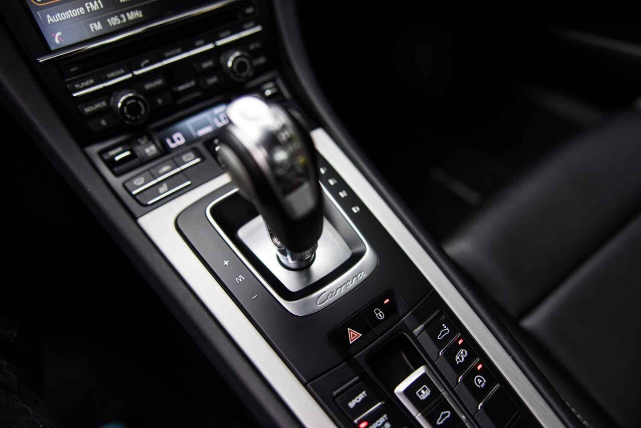2014 Porsche 911 21