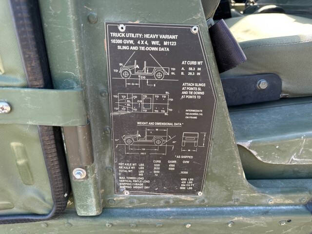 2004 AM General M1123