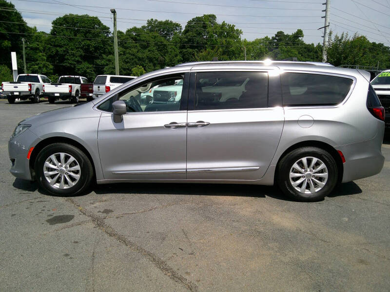 2019 Chrysler Pacifica Touring L