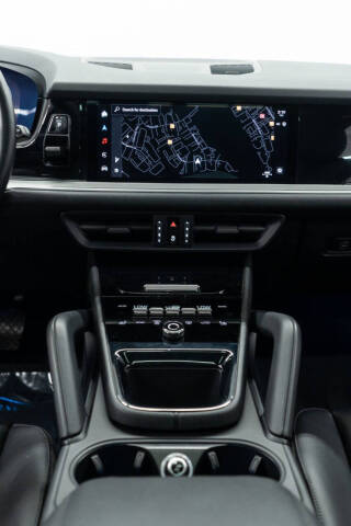2024 Porsche Cayenne