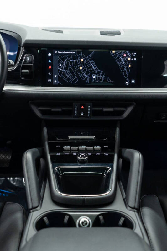 2024 Porsche Cayenne