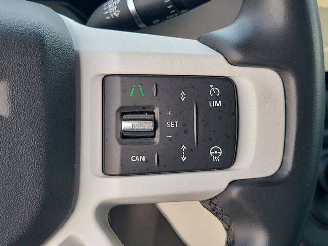 2025 Land Rover Defender 110 P300 S