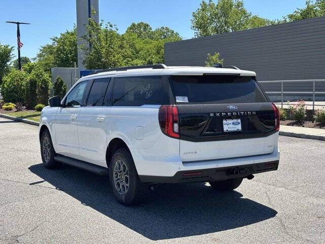 2026 Ford Expedition MAX Active