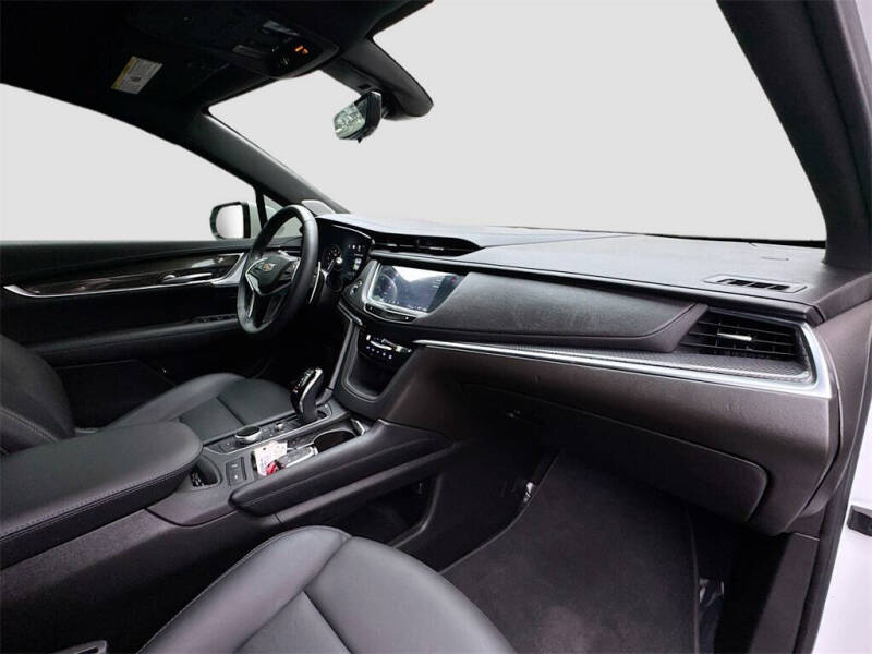 2022 Cadillac XT5 Sport